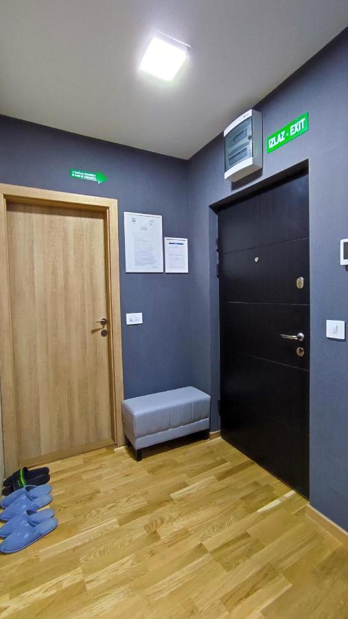 House Of Mac Apartments Ni Dış mekan fotoğraf