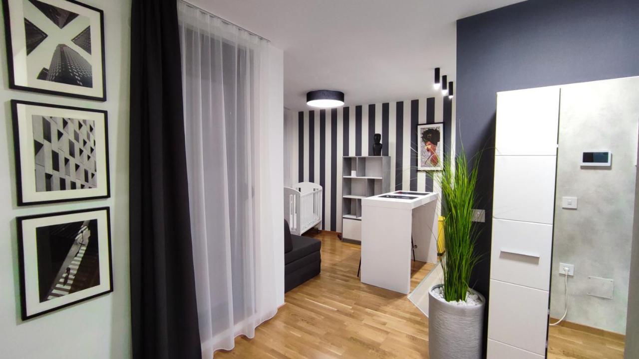 House Of Mac Apartments Ni Dış mekan fotoğraf
