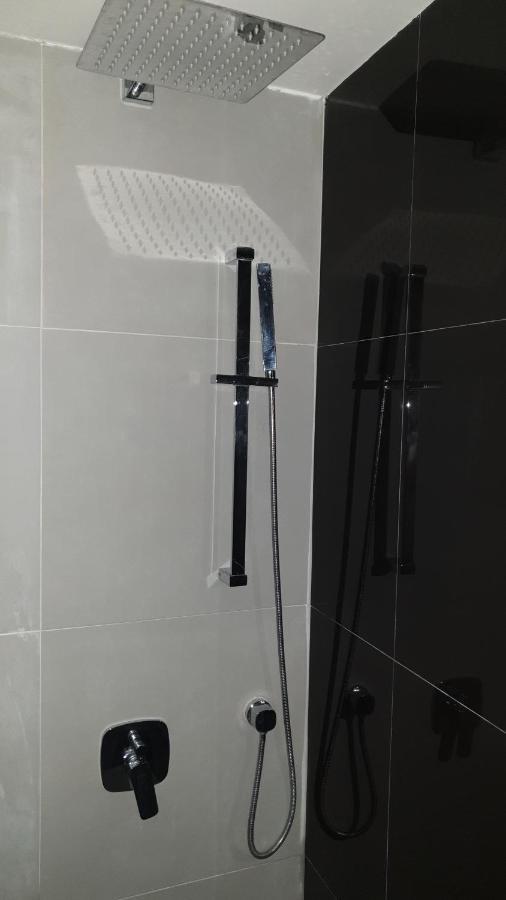 House Of Mac Apartments Ni Dış mekan fotoğraf